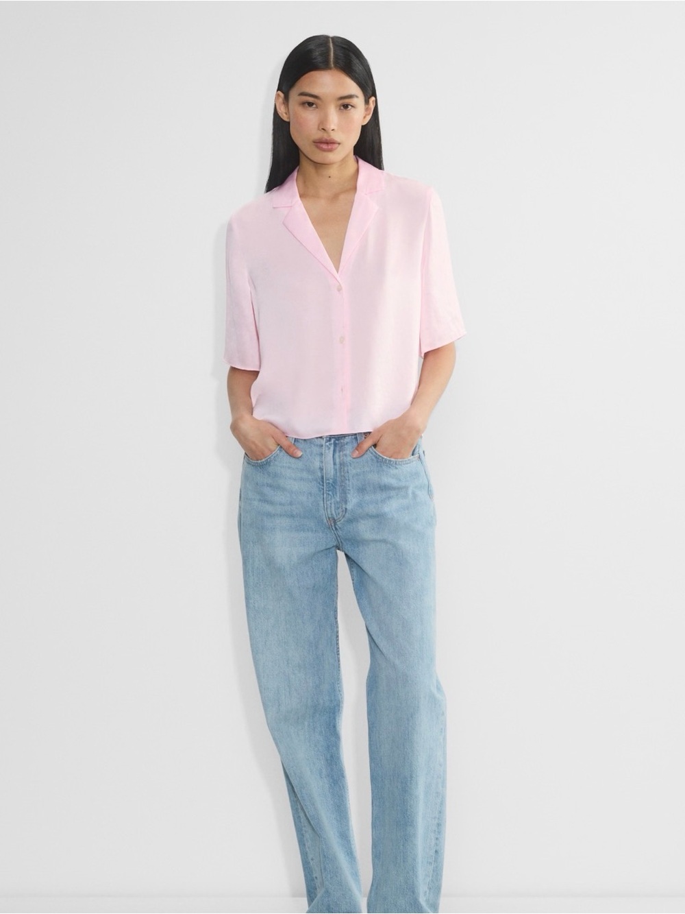 Aritzia Wilfred Satin Short-Sleeve Button-Up